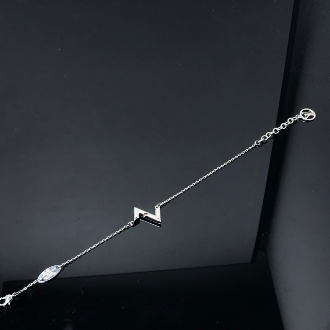 [AW]VOLT LV LOGO BRACELET