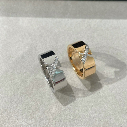 [AW]LIENS EVIDENCE DIAOMOND RING