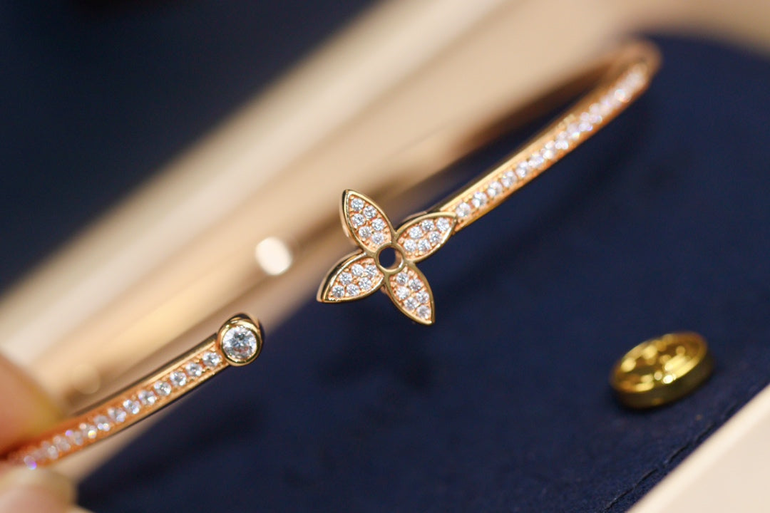 [AW]IDYLLE ROSE GOLD OPEN BRACELET DIAMOND PAVED