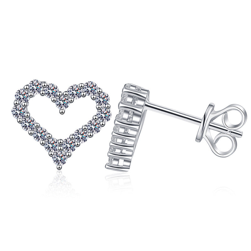 [AW]SPARKLING HEART-SHAPED MOISSANITE STUD EARRINGS