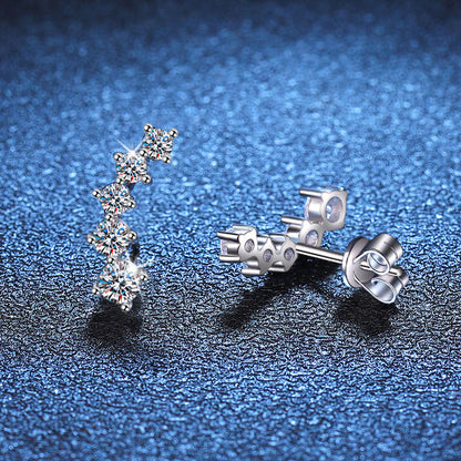 [AW]SPARKLING SMILE ARC MOISSANITE STUD EARRINGS