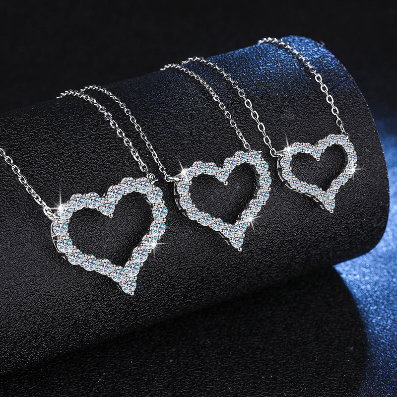 [AW]ROMANTIC HEART MOISSANITE PENDANT NECKLACE