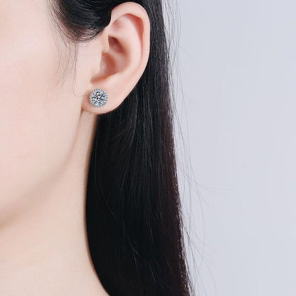 [AW]CLASSIC 4-PRONG ROUND MOISSANITE STUD EARRINGS